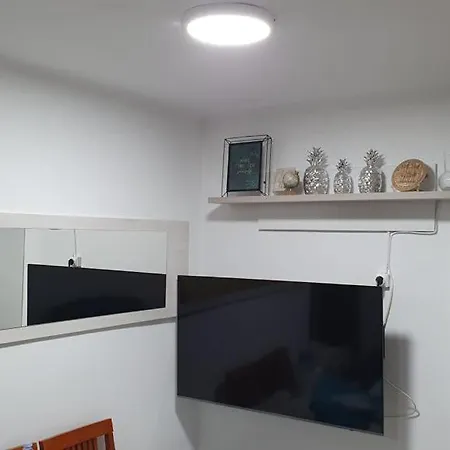 Atlas Vi דירה *